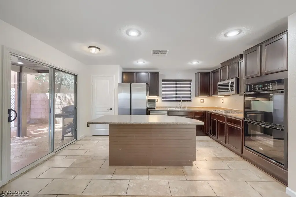 9941 El Corriente Street, Las Vegas, NV 89178 - #1