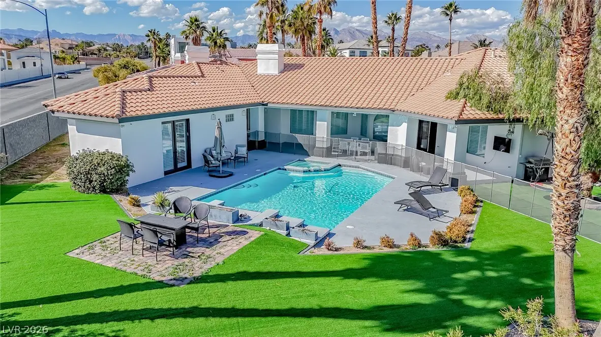 1740 Oval Circle, Las Vegas, NV 89117 - #1