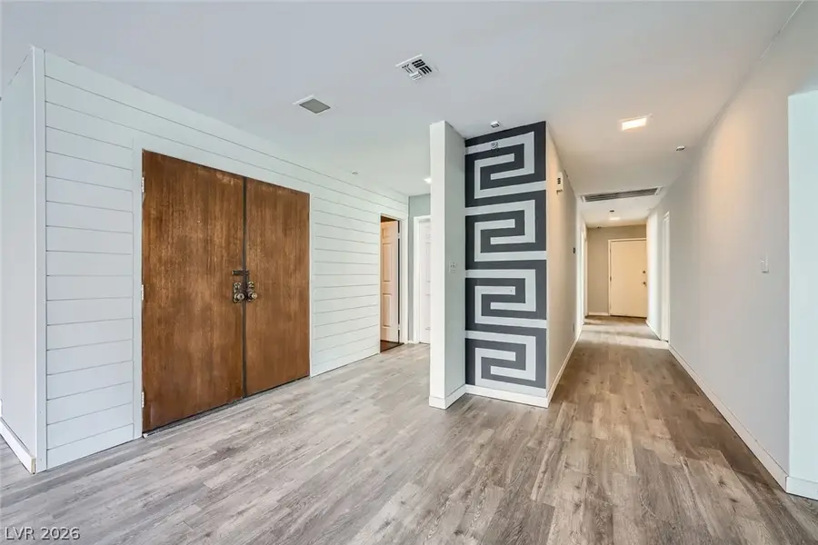 3954 Edgemoor Way, Las Vegas, NV 89121 - #2
