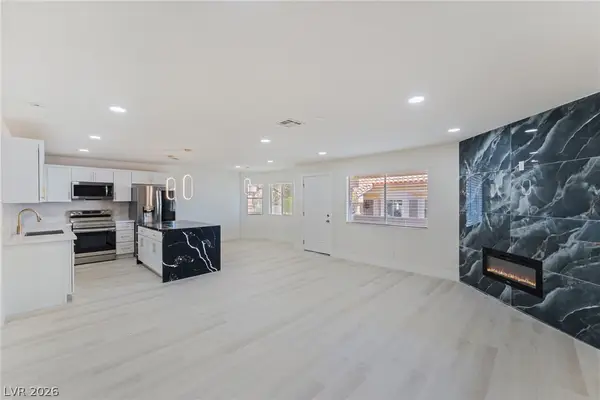 929 Sulphur Springs Lane #202, Las Vegas, NV 89128