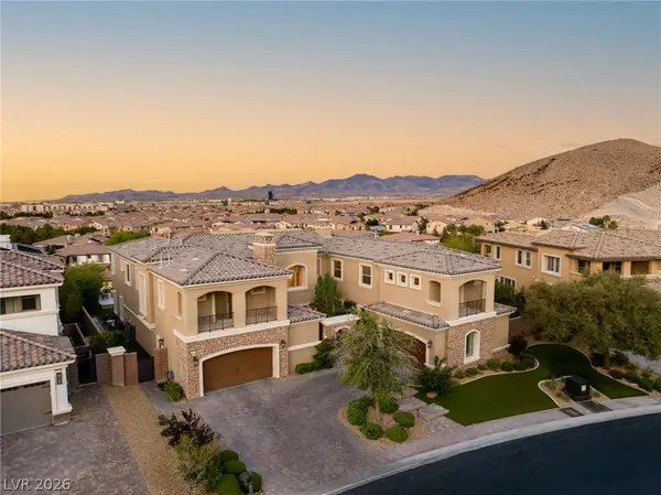 8 Olympia Chase Drive, Las Vegas, NV 89141