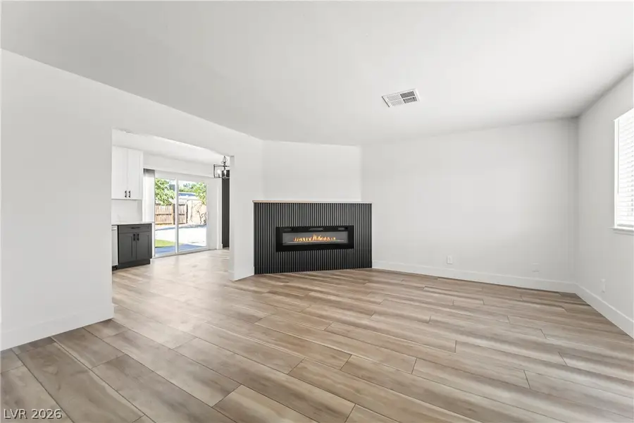 4939 E Colorado Avenue, Las Vegas, NV 89104 - #2