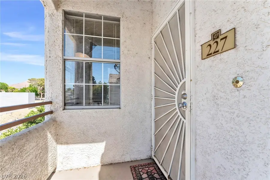 1300 S Arlington Street #227, Las Vegas, NV 89104 - #3