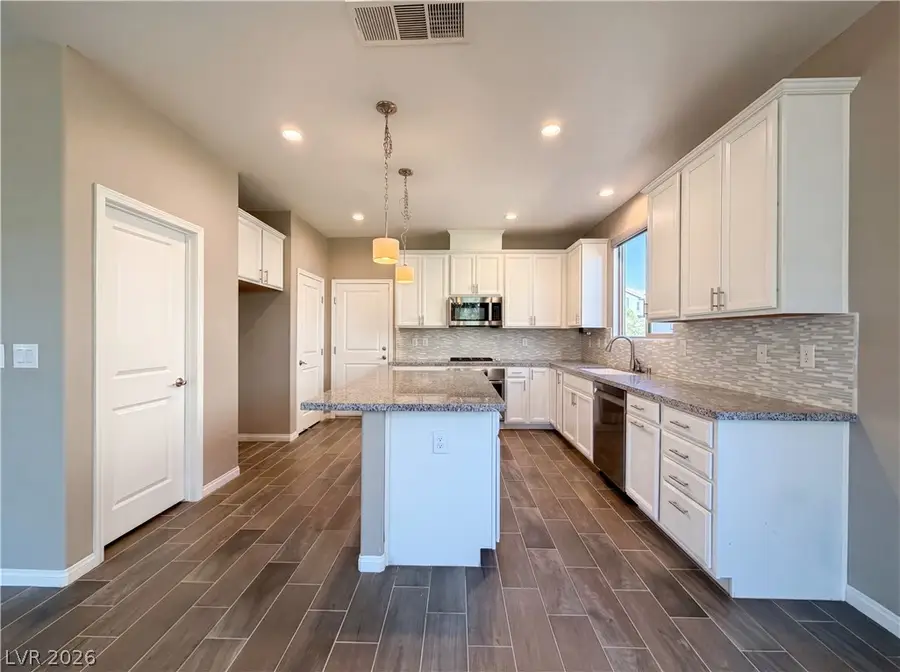 6586 Dolian Creek Street, Las Vegas, NV 89148 - #2