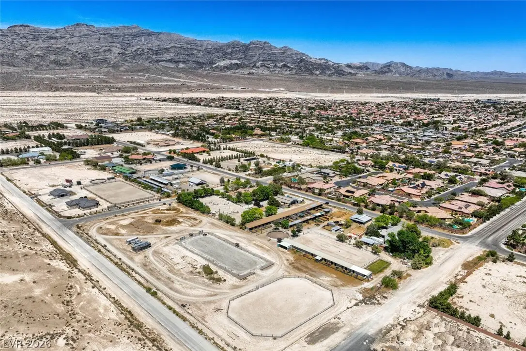 2 Acres Horse & Torrey Pines, Las Vegas, NV 89131 - #1