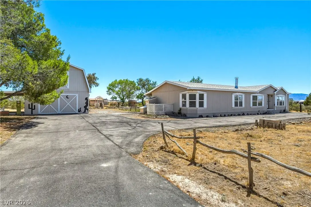 5461 Navajo Boulevard, Pahrump, NV 89061 - #1