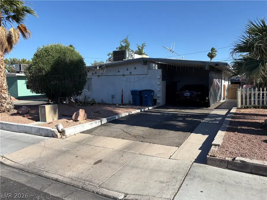1308 E Saint Louis Avenue, Las Vegas, NV 89104 - #2