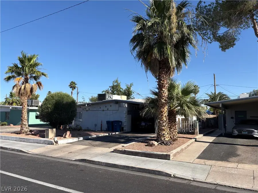 1308 E Saint Louis Avenue, Las Vegas, NV 89104 - #3