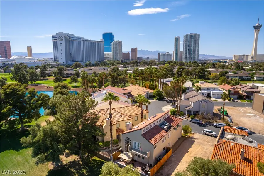2845 Queens Courtyard Drive, Las Vegas, NV 89109 - #3