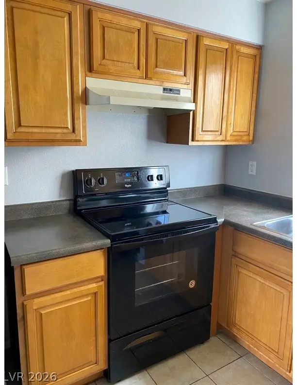 797 E Harmon Avenue #20, Las Vegas, NV 89119 - #2