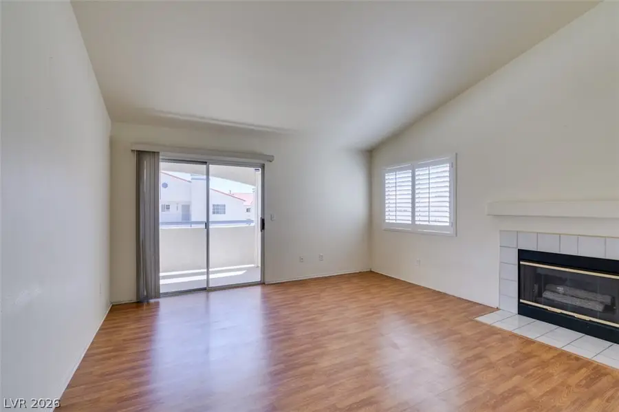 2725 S Nellis Boulevard #2088, Las Vegas, NV 89121 - #3
