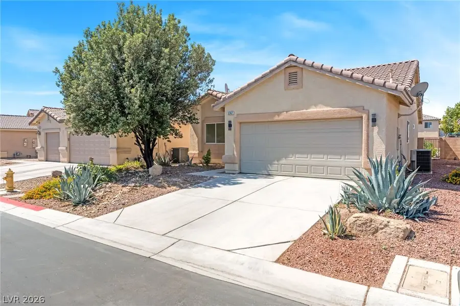 3747 Squirrel Street, Las Vegas, NV 89122 - #2