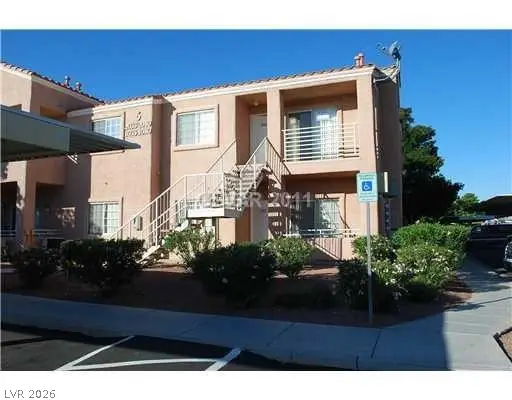 3318 N Decatur Boulevard #2040, Las Vegas, NV 89130