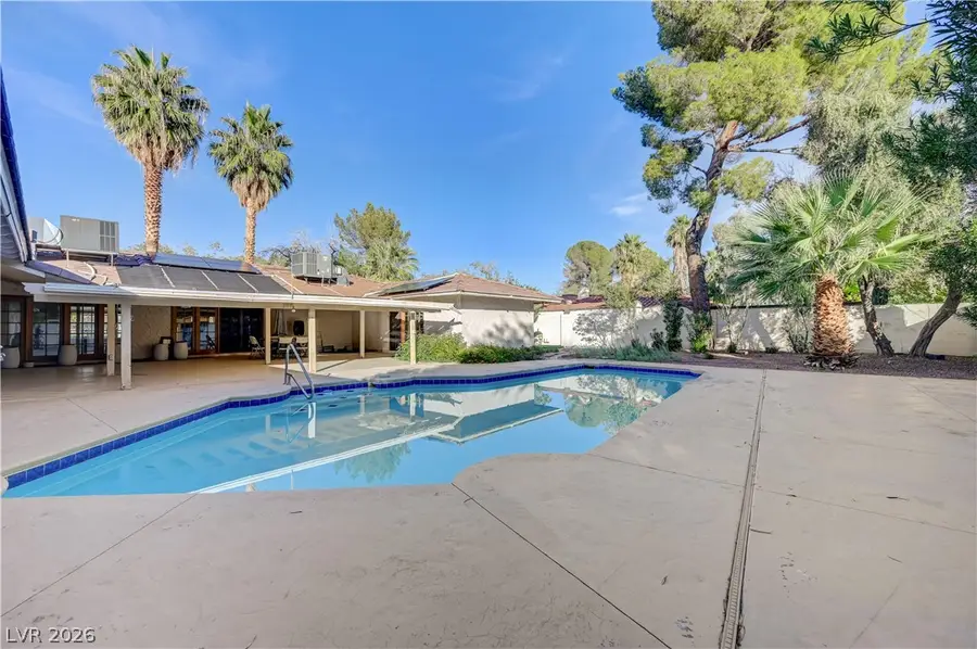 3689 N Rosecrest Circle, Las Vegas, NV 89121 - #2