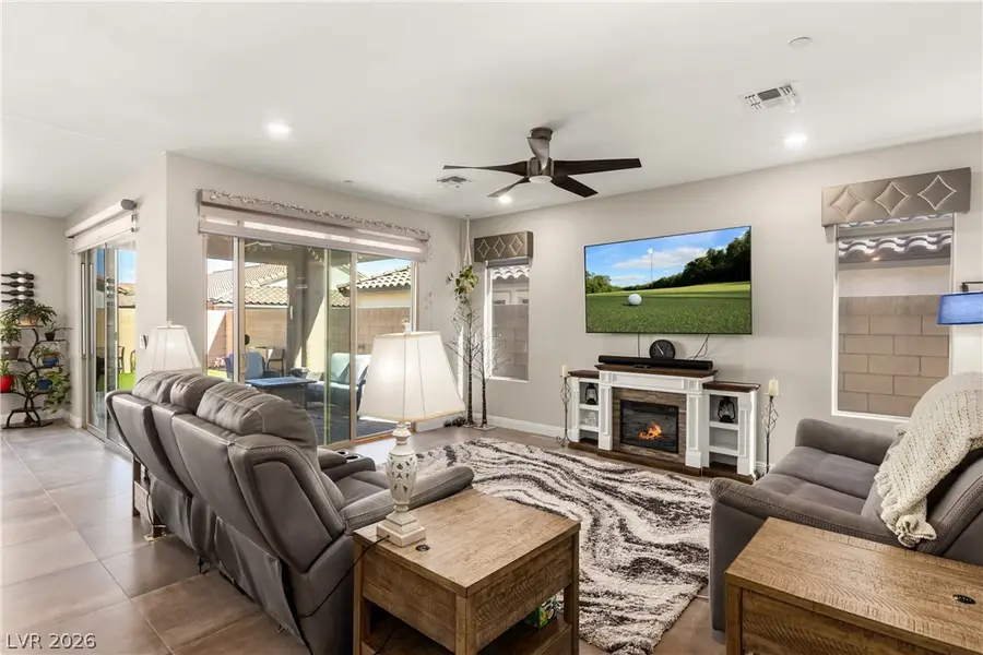 10934 Delparke Valley Avenue, Las Vegas, NV 89166 - #3