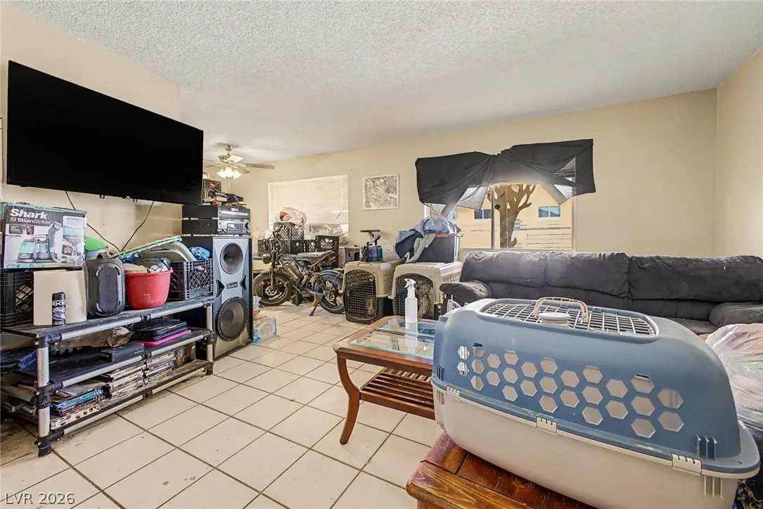 5015 Carmel Avenue, Las Vegas, NV 89122 - #1
