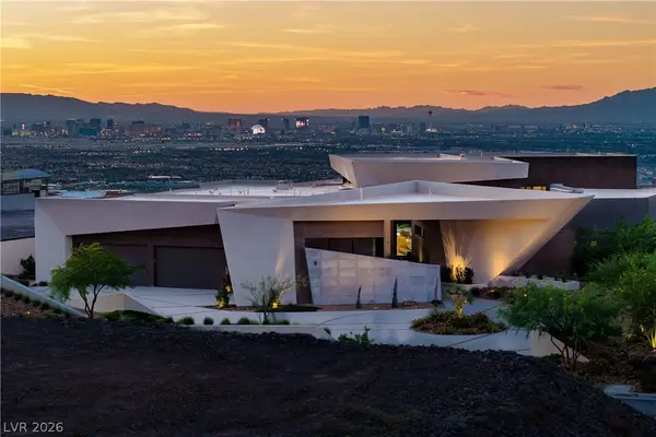 8 Chisel Crest Court, Henderson, NV 89012