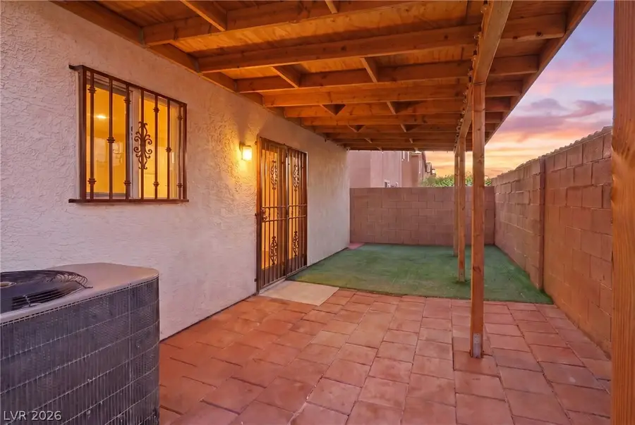 4960 Blue Marlin Avenue, Las Vegas, NV 89115 - #3