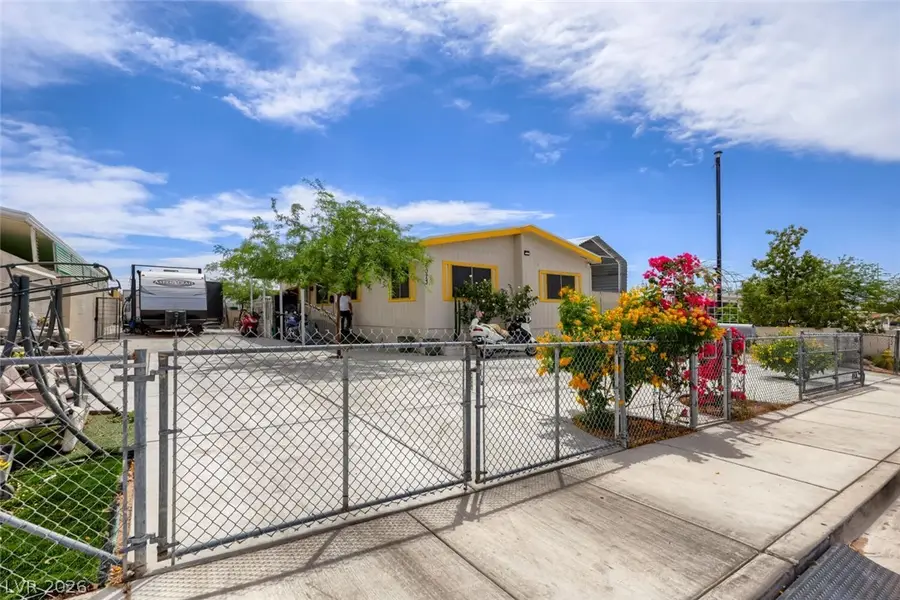 6073 Shenandoah Avenue, Las Vegas, NV 89156 - #3