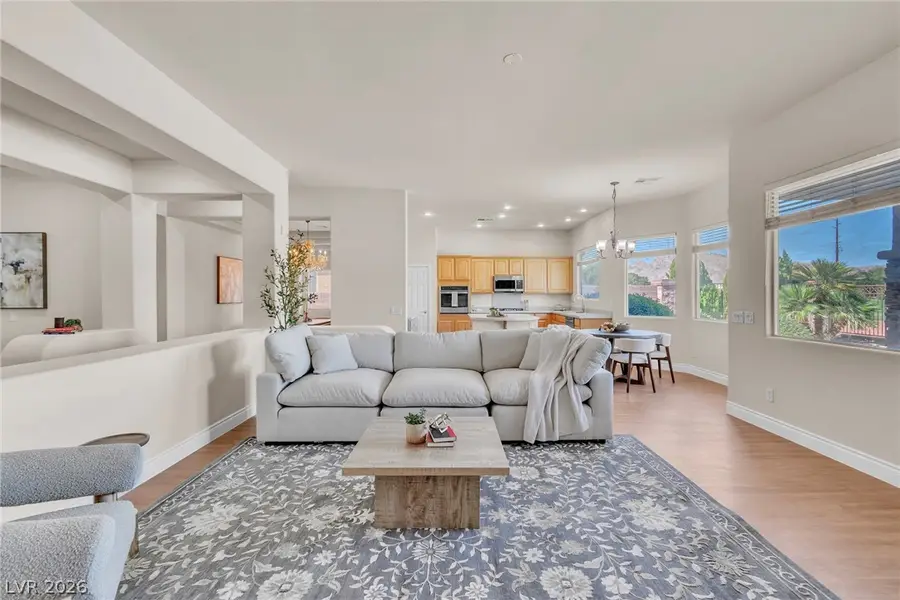 3730 Kemper Lakes Street, Las Vegas, NV 89122 - #2