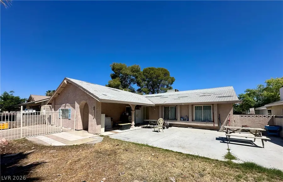5316 Palmyra Avenue, Las Vegas, NV 89146 - #3