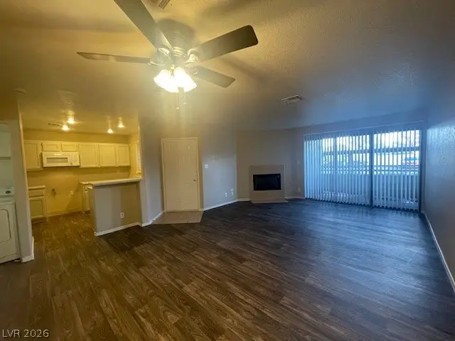 5046 S Rainbow Boulevard #104, Las Vegas, NV 89118 - #3