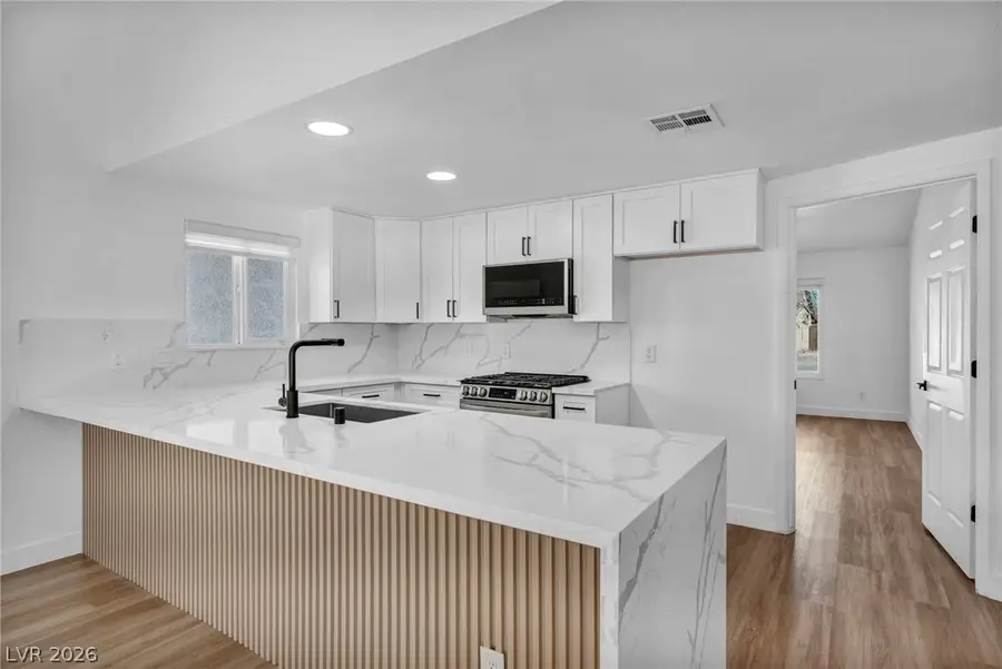 5151 Golden Spring Avenue, Las Vegas, NV 89146 - #3