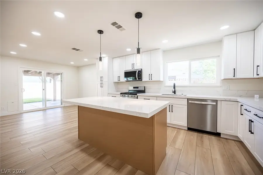 5630 Neosho Street, Las Vegas, NV 89120 - #3