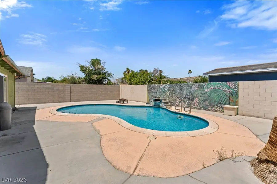 2905 Brady Avenue, Las Vegas, NV 89101 - #3