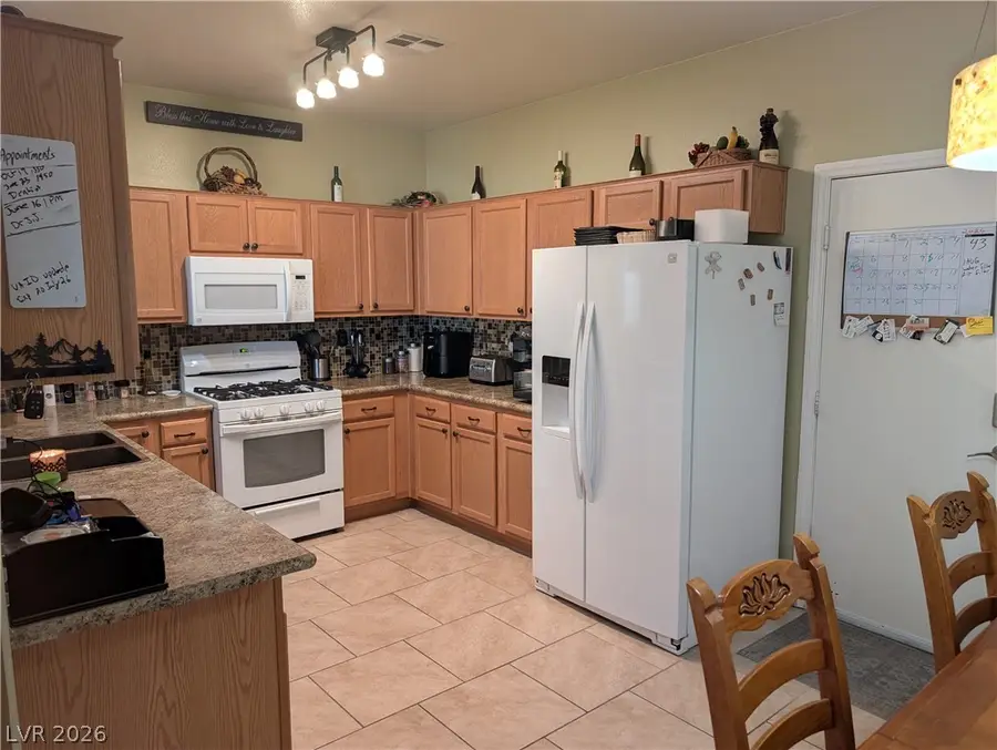 637 W Colton Avenue, North Las Vegas, NV 89032 - #2
