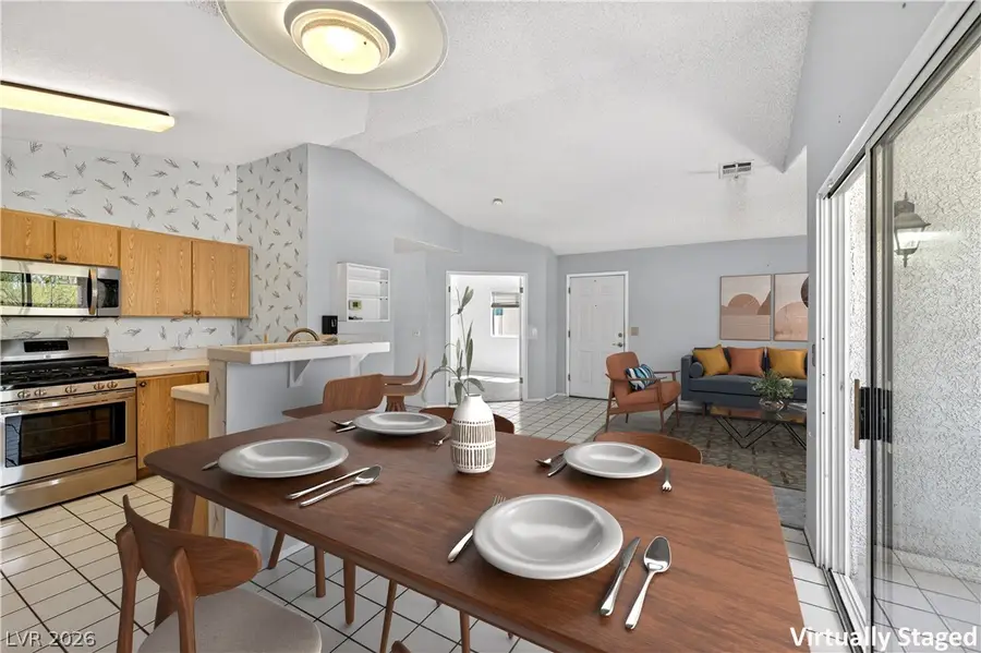 7904 Ryandale Circle #204, Las Vegas, NV 89145 - #3