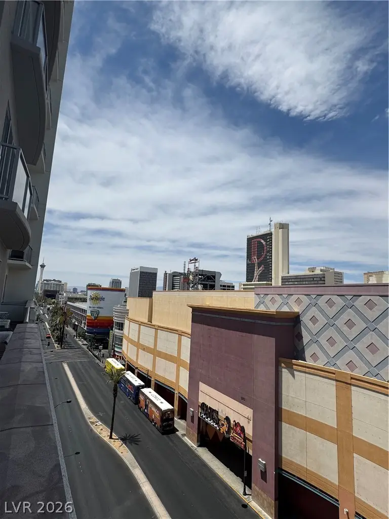 150 Las Vegas Boulevard #2213, Las Vegas, NV 89101 - #2