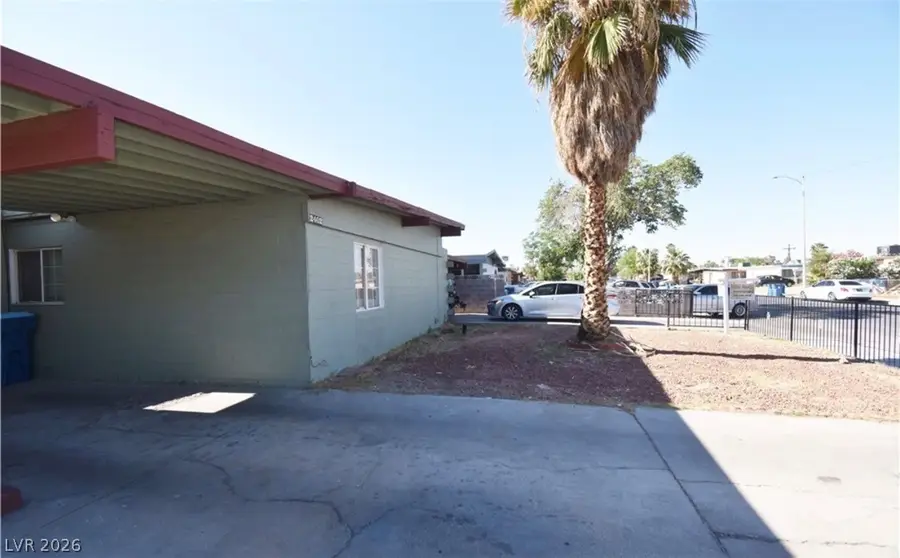 2400 Pardee Place, Las Vegas, NV 89104 - #2