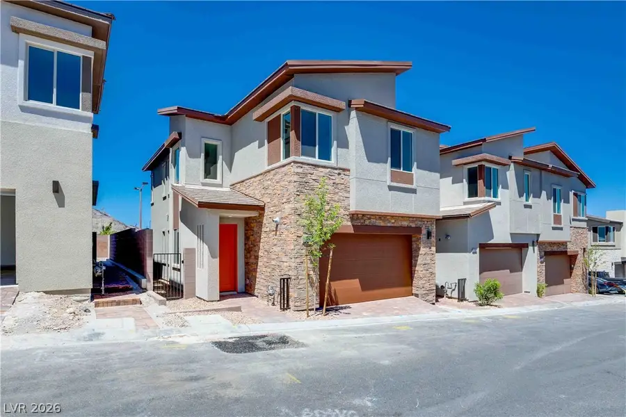 11952 Angle Cliff Avenue, Las Vegas, NV 89138 - #2