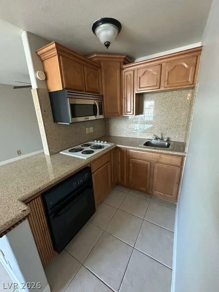 4600 Paradise Road #43, Las Vegas, NV 89169 - #3
