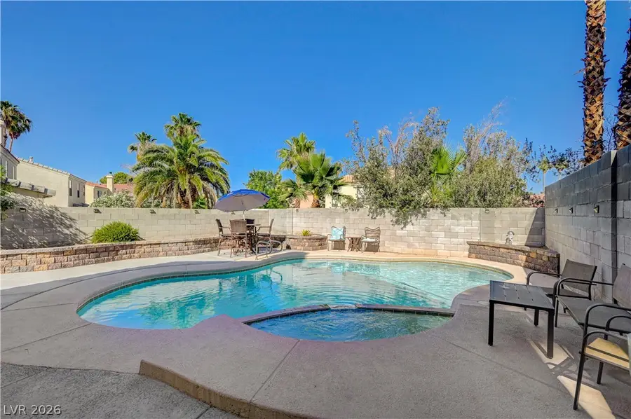 2064 Waverly Circle, Henderson, NV 89014 - #2