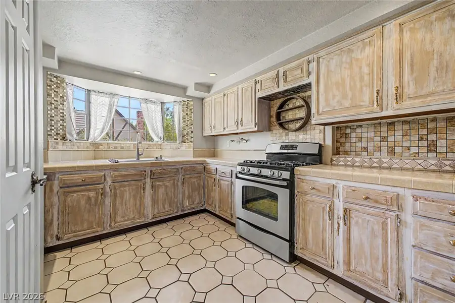 3979 Salisbury Place, Las Vegas, NV 89121 - #2