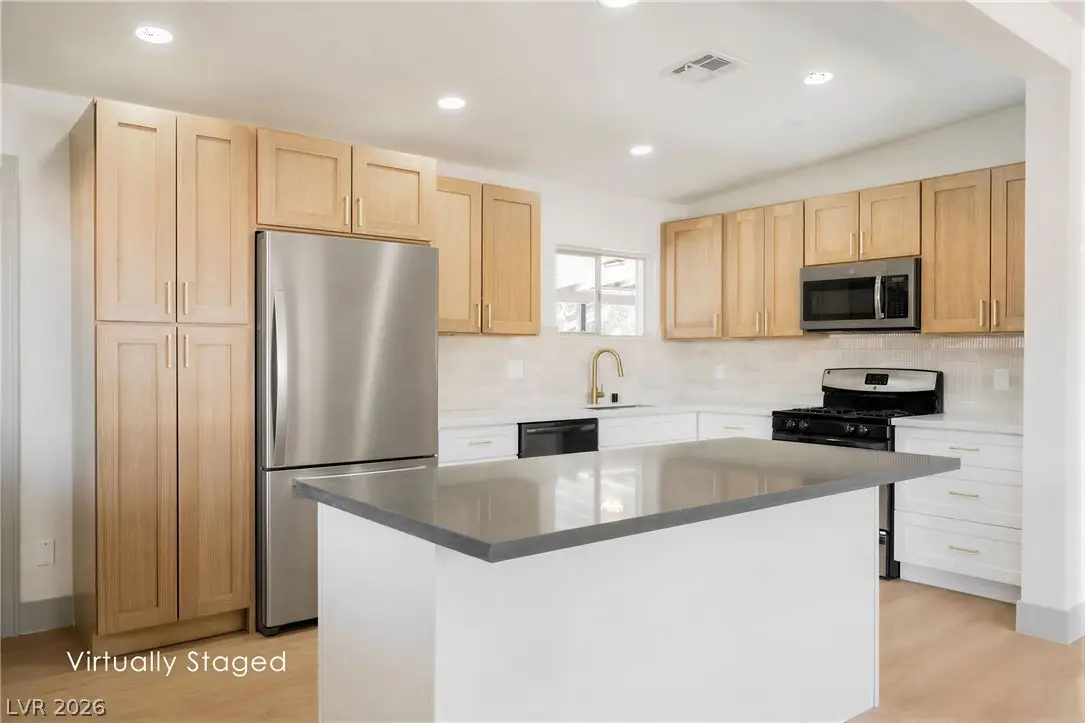 1124 Nassau Drive, Las Vegas, NV 89108 - #1