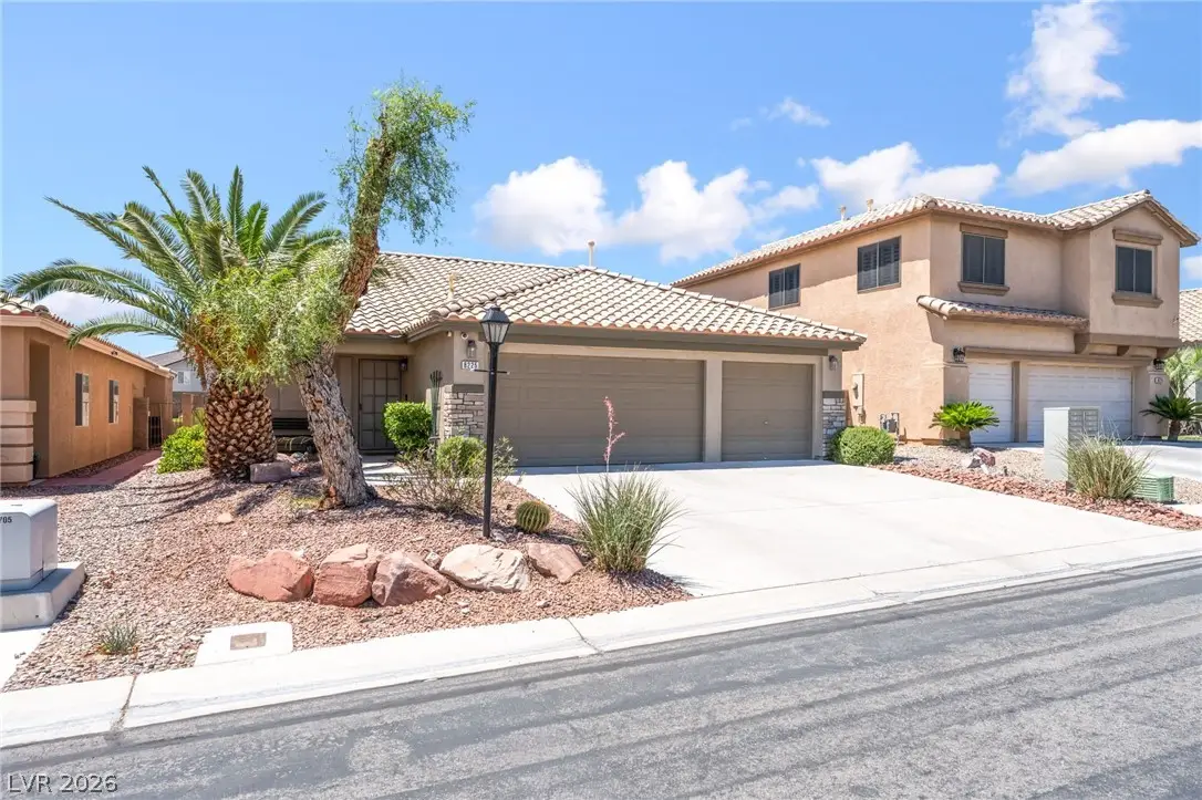 8225 Valley Stream Avenue, Las Vegas, NV 89131 - #1