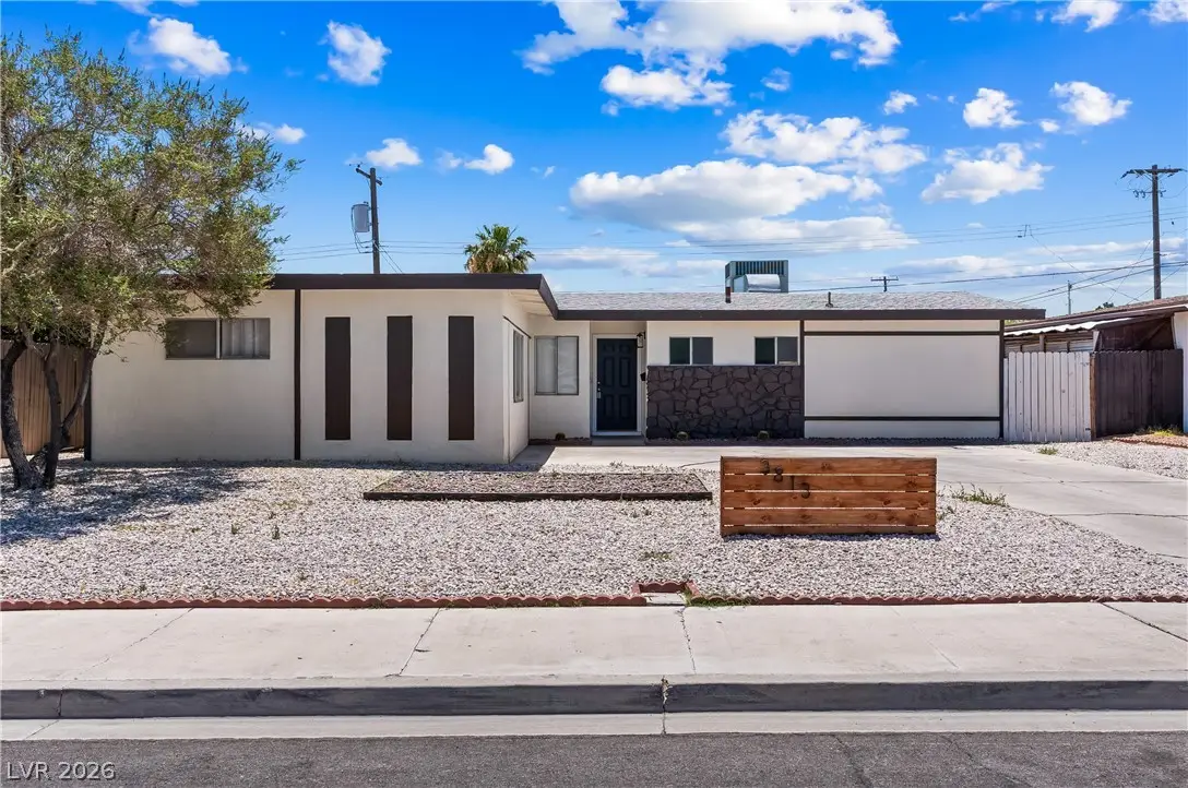 3813 El Conlon Avenue, Las Vegas, NV 89102 - #1