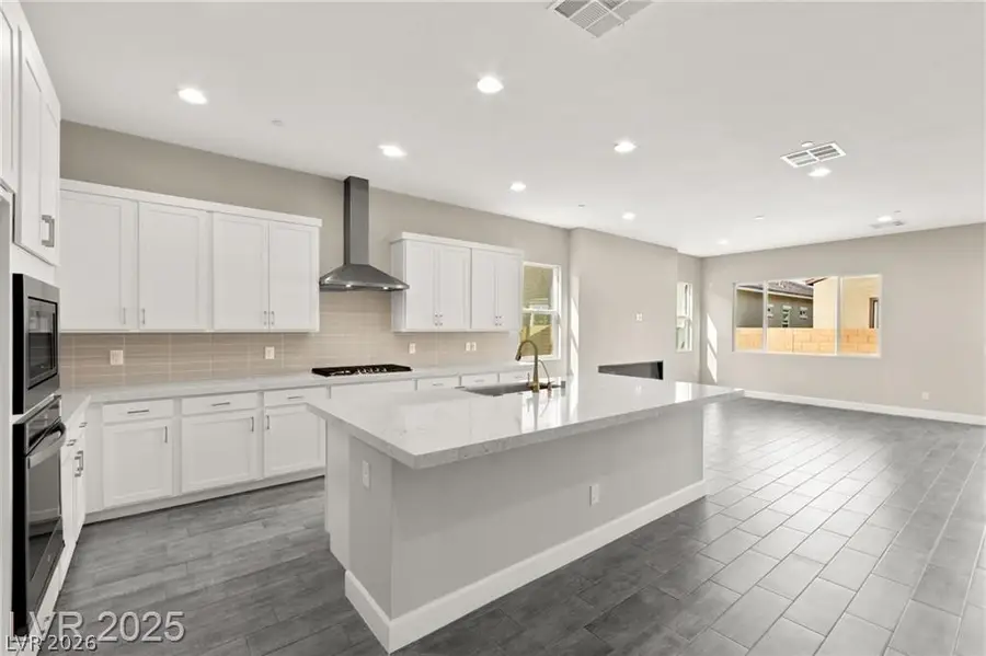851 Klamath Springs Street, Henderson, NV 89011 - #2