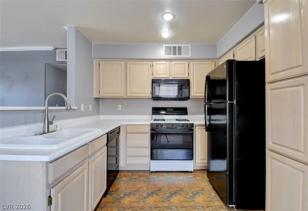 5710 E Tropicana Avenue #2007, Las Vegas, NV 89122 - #1