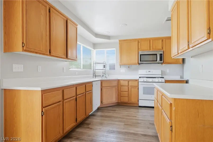 5100 Rancher Avenue, Las Vegas, NV 89108 - #3