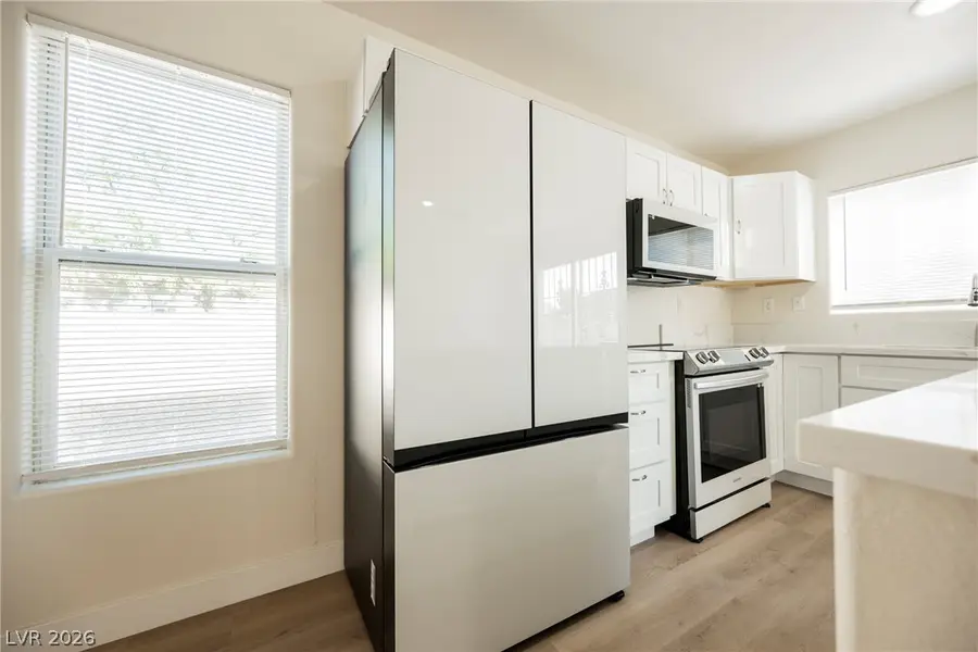 4736 Woodland Avenue, Las Vegas, NV 89121 - #2