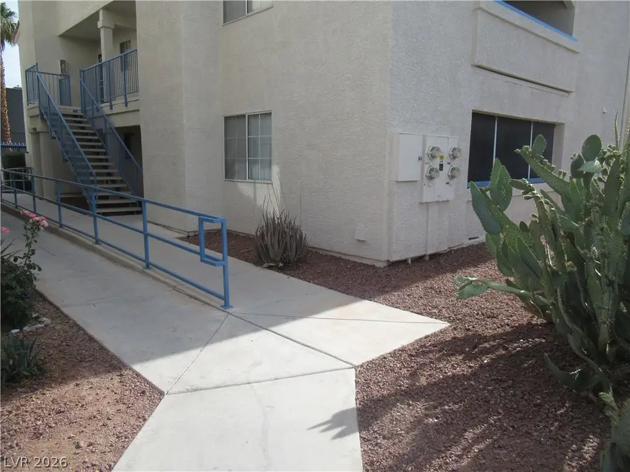 2725 S Nellis Boulevard #1020, Las Vegas, NV 89121 - #3
