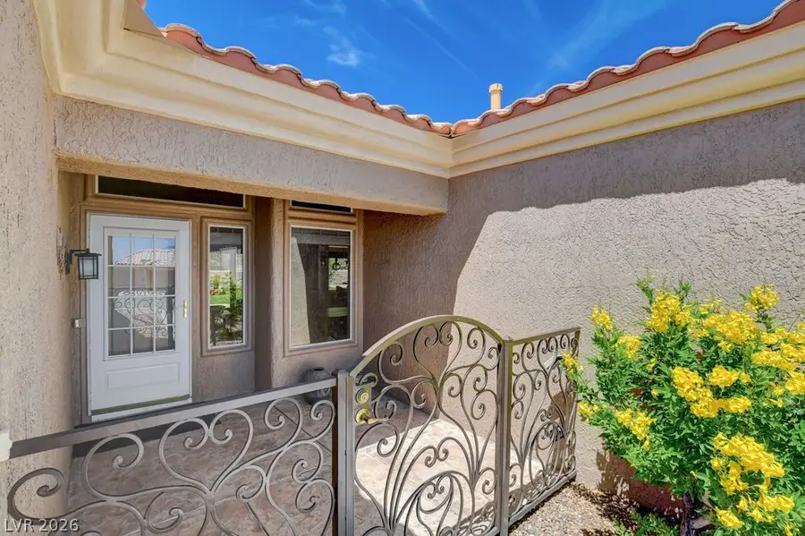 10701 Hunters Woods Place, Las Vegas, NV 89134 - #2