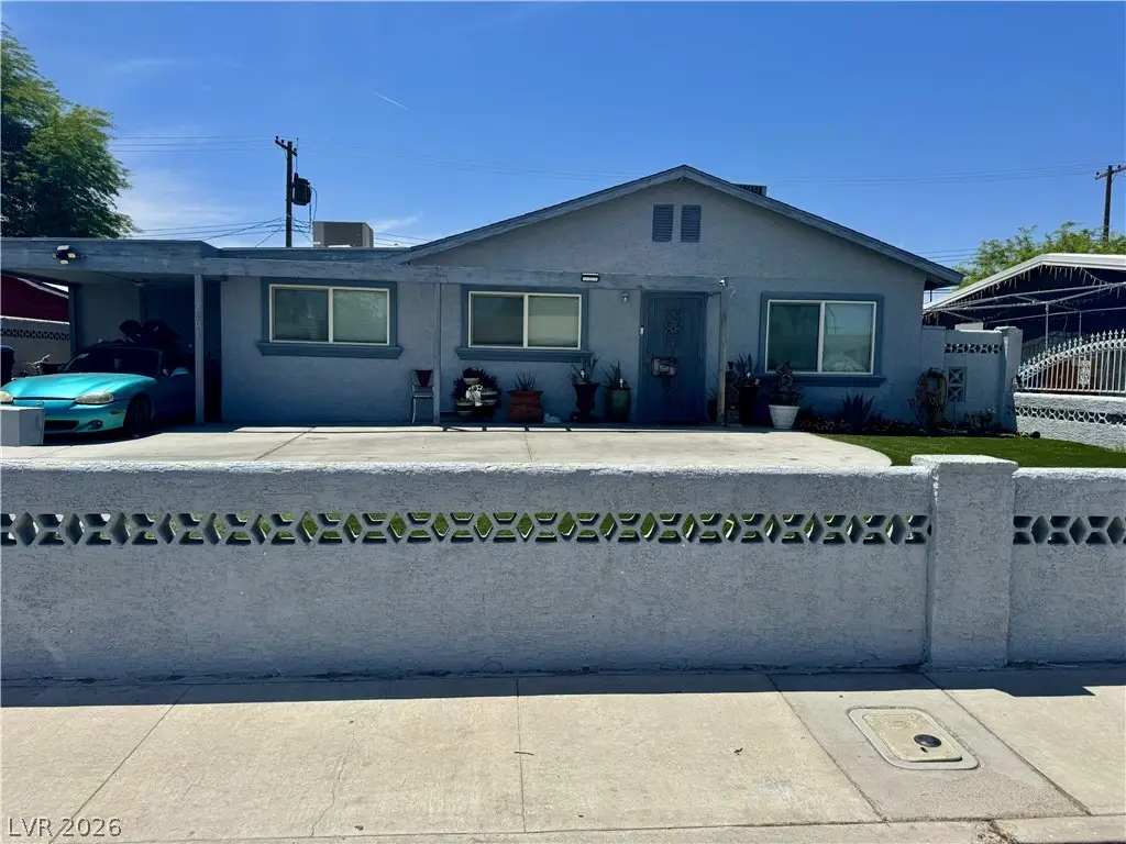 2901 Caney Street, North Las Vegas, NV 89030 - #1