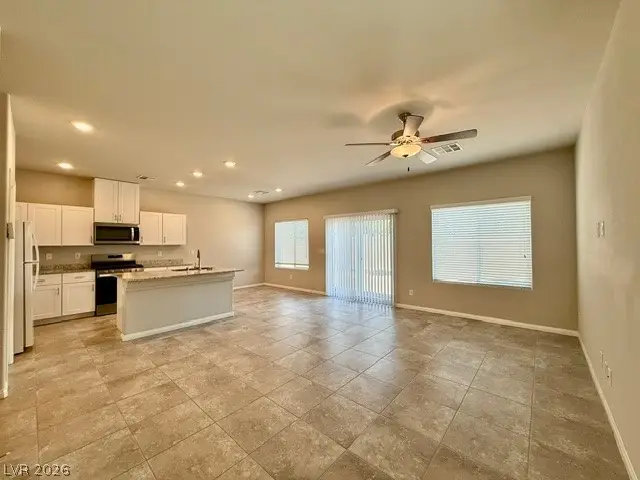 7606 Red Plumeria Avenue, Las Vegas, NV 89113 - #2