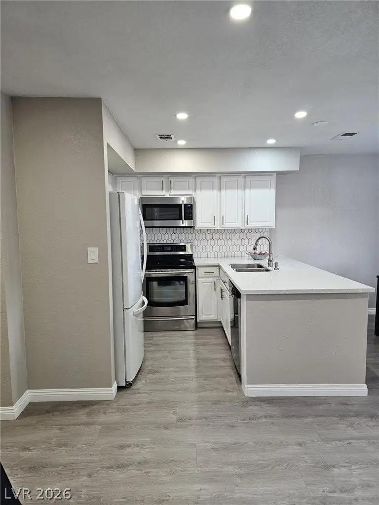 4425 Woodpine Drive #106, Las Vegas, NV 89119 - #2