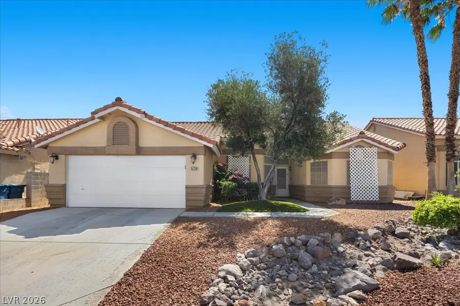 5720 Southern Trails Court, Las Vegas, NV 89113 - #2